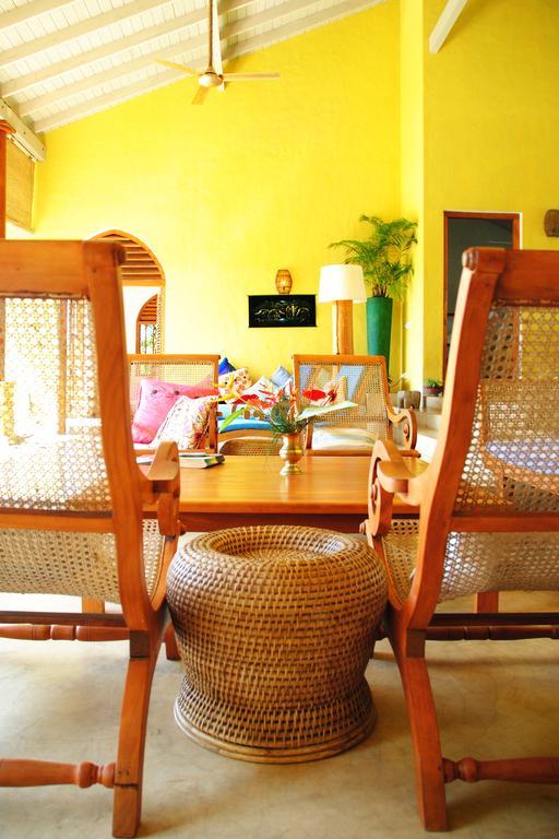 Khomba Beach House Alankuda Екстер'єр фото